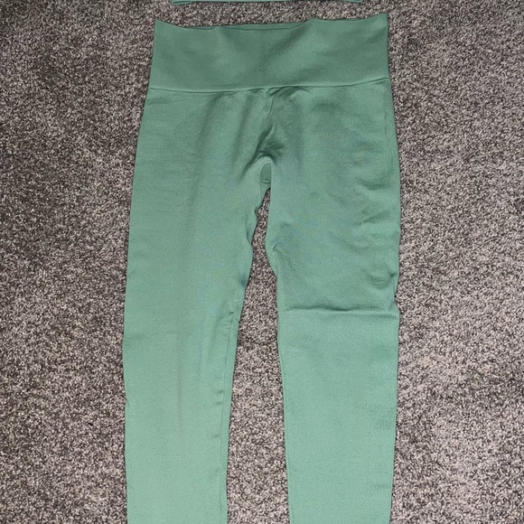 SET ACTIVE SCULPTFLEX® LEGGINGS - Picture 2 of 5